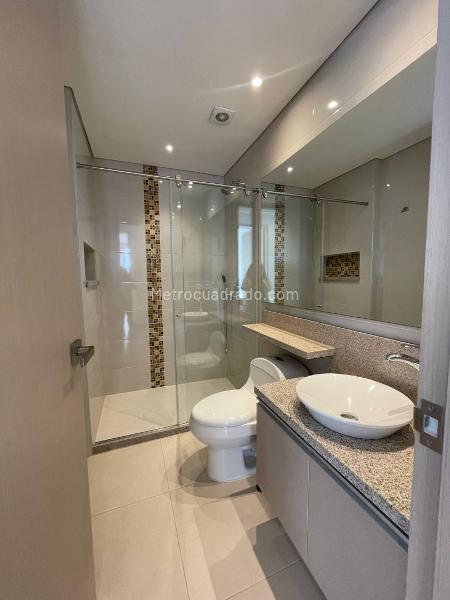 Apartamento en Arriendo, CHICO NORTE, Bogotá D.C. - Więcej