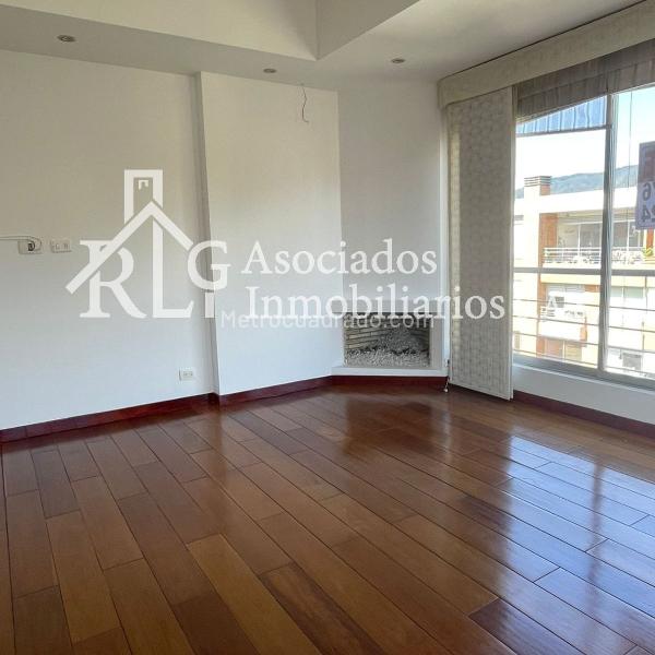 Piso – Bogotá D.C. - Más