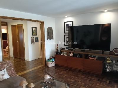 Apartamento de 3 alcobas en venta en El Poblado La Linde, Medellín, 295 m² · foto 14 de 20