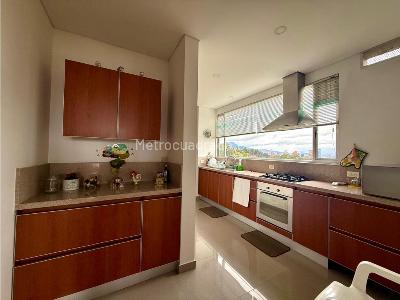 Apartamento de 3 alcobas en venta en Chapinero Alto, Bogotá, 200 m² · foto 7 de 20