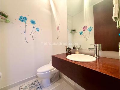 Apartamento de 3 alcobas en venta en Chapinero Alto, Bogotá, 200 m² · foto 12 de 20