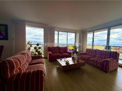 Apartamento de 3 alcobas en venta en Chapinero Alto, Bogotá, 200 m² · foto 16 de 20