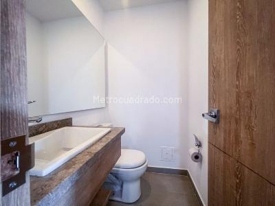 Apartamento en venta en Santa Barbara, Bogotá · foto 9 de 10