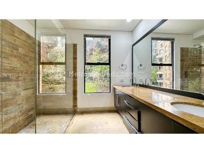 Apartamento de 3 alcobas en venta en Bella Suiza, Bogotá, 221 m² · foto 10 de 20