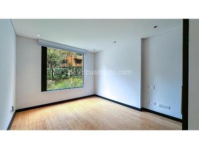 Apartamento de 3 alcobas en venta en Bella Suiza, Bogotá, 221 m² · foto 13 de 20