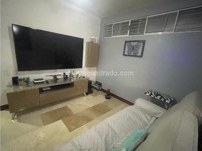 Apartamento de 4 alcobas en venta en Cristales, Cali, 140 m² · foto 4 de 13
