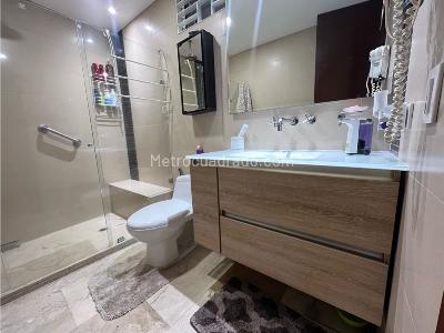 Apartamento de 4 alcobas en venta en Cristales, Cali, 140 m² · foto 12 de 13