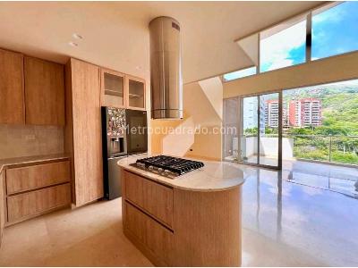 Apartamento de 4 alcobas en venta en Cristales, Cali, 211 m² · foto 8 de 15