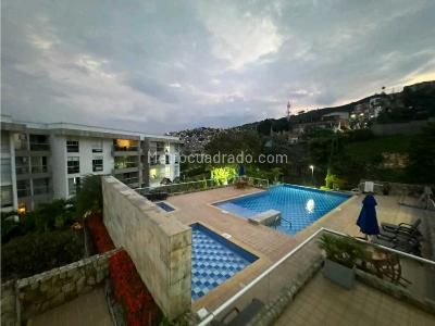 Apartamento de 3 alcobas en venta en Cristales, Cali, 114 m² · foto 2 de 16