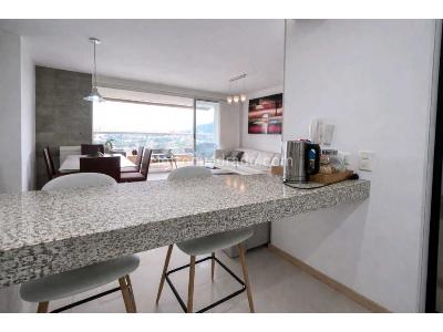 Apartamento de 3 alcobas en venta en Cristales, Cali, 114 m² · foto 3 de 16