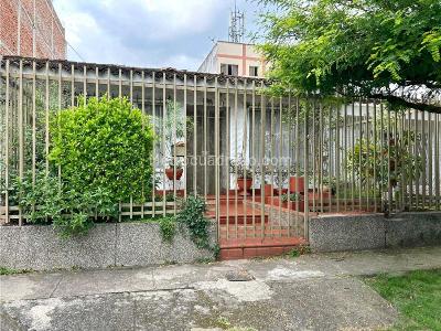 Casa de 3 alcobas en venta en El Limonar, Cali, 250 m² · foto 9 de 20