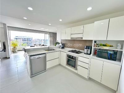 Apartamento de 3 alcobas en venta en Cristales, Cali, 123 m² · foto 11 de 20