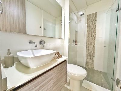 Apartamento de 3 alcobas en venta en Cristales, Cali, 123 m² · foto 13 de 20