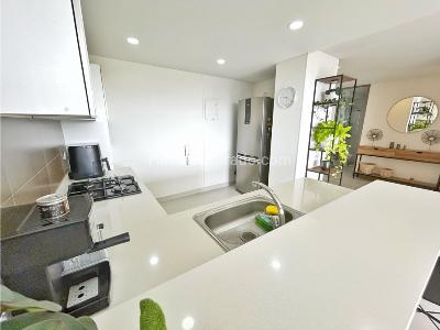 Apartamento de 3 alcobas en venta en Cristales, Cali, 123 m² · foto 20 de 20