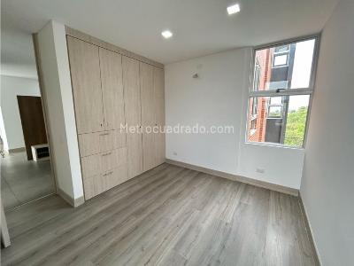 Apartamento de 3 alcobas en venta en Cristales, Cali, 122 m² · foto 5 de 20