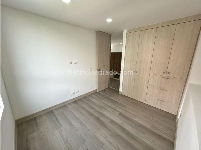 Apartamento de 3 alcobas en venta en Cristales, Cali, 122 m² · foto 7 de 20