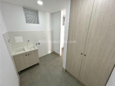 Apartamento de 3 alcobas en venta en Cristales, Cali, 122 m² · foto 8 de 20