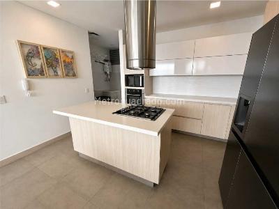Apartamento de 3 alcobas en venta en Cristales, Cali, 122 m² · foto 4 de 11