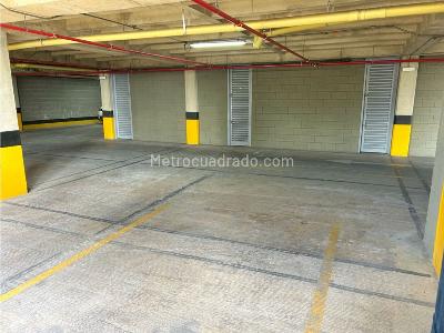 Apartamento de 3 alcobas en venta en Cristales, Cali, 122 m² · foto 9 de 11