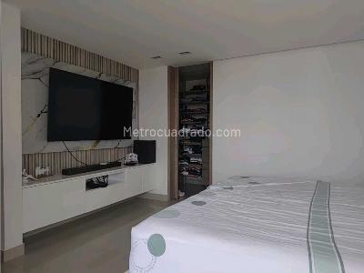 Apartamento de 3 alcobas en venta en Cerro Cristales, Cali, 125 m² · foto 10 de 18