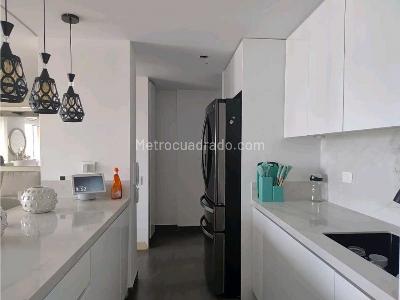 Apartamento de 3 alcobas en venta en Cerro Cristales, Cali, 125 m² · foto 11 de 18