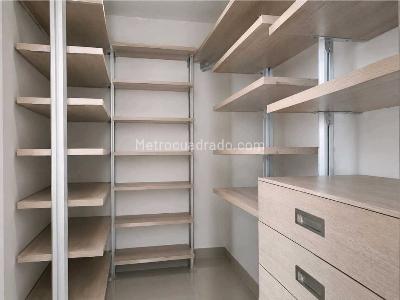 Apartamento de 3 alcobas en venta en Cerro Cristales, Cali, 125 m² · foto 16 de 18
