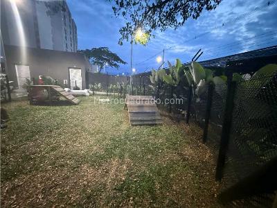Apartamento de 2 alcobas en venta en Barrio Kachipay, Cali, 65 m² · foto 10 de 11