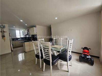 Apartamento de 3 alcobas en venta en Ciudad Jardin, Cali, 120 m² · foto 8 de 16