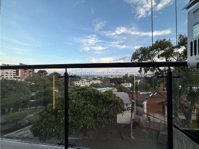 Apartamento de 1 alcoba en venta en San Fernando, Cali, 30 m² · foto 2 de 9