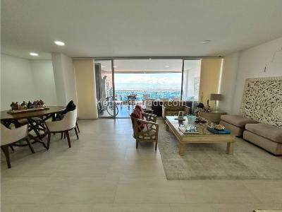 Apartamento de 3 alcobas en venta en Cristales, Cali, 190 m² · foto 9 de 20