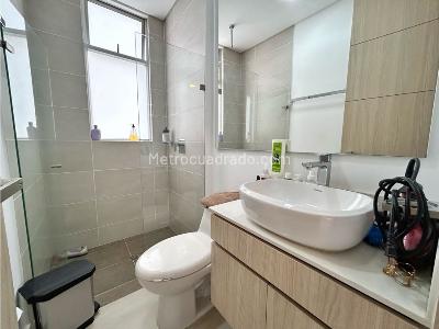 Apartamento de 3 alcobas en venta en Cristales, Cali, 190 m² · foto 10 de 20