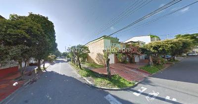 Casa de 5 alcobas en venta en La Salle, Bucaramanga, 260 m² · foto 2 de 12