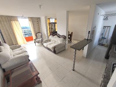 Apartamento de 5 alcobas en venta en Floridablanca, Floridablanca, 150 m² · foto 2 de 20
