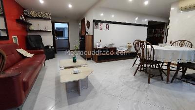 Apartamento de 3 alcobas en venta en Cañaveral, Floridablanca, 220 m² · foto 3 de 20