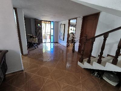 Casa de 5 alcobas en venta en Ruitoque Alto, Floridablanca · foto 4 de 20