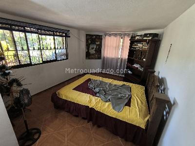 Casa de 5 alcobas en venta en Ruitoque Alto, Floridablanca · foto 10 de 20
