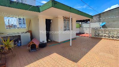 Casa de 5 alcobas en venta en San Alonso, Bucaramanga, 550 m² · foto 12 de 24