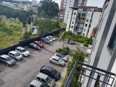 Apartamento de 4 alcobas en venta en Floridablanca, Floridablanca, 140 m² · foto 10 de 17