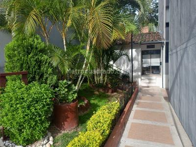 Apartamento de 4 alcobas en venta en Floridablanca, Floridablanca, 140 m² · foto 13 de 17
