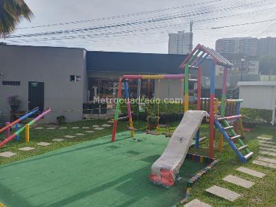 Apartamento de 4 alcobas en venta en Floridablanca, Floridablanca, 140 m² · foto 14 de 17