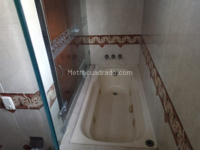 Apartamento de 4 alcobas en venta en Floridablanca, Floridablanca, 140 m² · foto 8 de 17