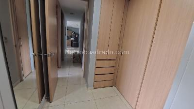 Apartamento de 3 alcobas en venta en Baviera, Floridablanca, 76 m² · foto 12 de 20