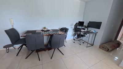 Apartamento de 3 alcobas en venta en Baviera, Floridablanca, 76 m² · foto 9 de 20