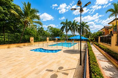 Casa de 4 alcobas en venta en Cañaveral, Floridablanca, 227 m² · foto 8 de 14