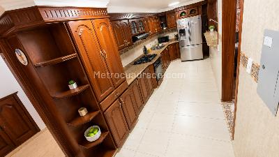 Apartamento de 5 alcobas en venta en Cabecera Del Llano, Bucaramanga, 200 m² · foto 12 de 20