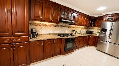 Apartamento de 5 alcobas en venta en Cabecera Del Llano, Bucaramanga, 200 m² · foto 13 de 20