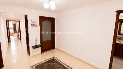 Apartamento de 5 alcobas en venta en Cabecera Del Llano, Bucaramanga, 200 m² · foto 7 de 20