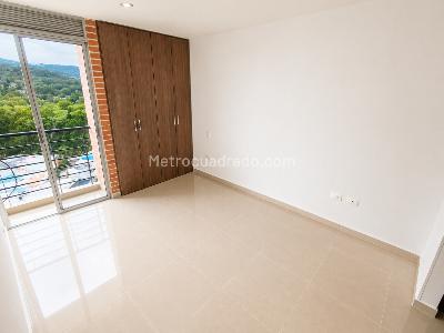 Apartamento de 3 alcobas en venta en Cañaveral, Floridablanca, 98 m² · foto 9 de 19