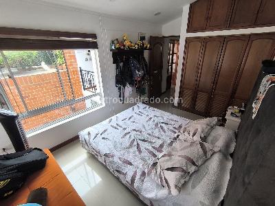Casa de 3 alcobas en venta en Comuna 16 Lagos Del Cacique Lagos Del Cacique, Bucaramanga, 144 m² · foto 11 de 17