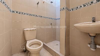 Casa de 4 alcobas en venta en Comuna 10 Provenza Jardines De Coaviconsa, Bucaramanga, 60 m² · foto 11 de 13